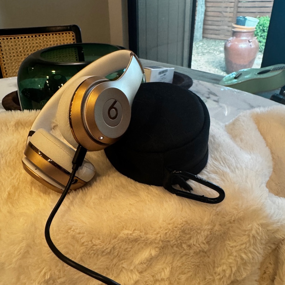 Beats Solo 3 Rose Gold and White On Ear Headphones